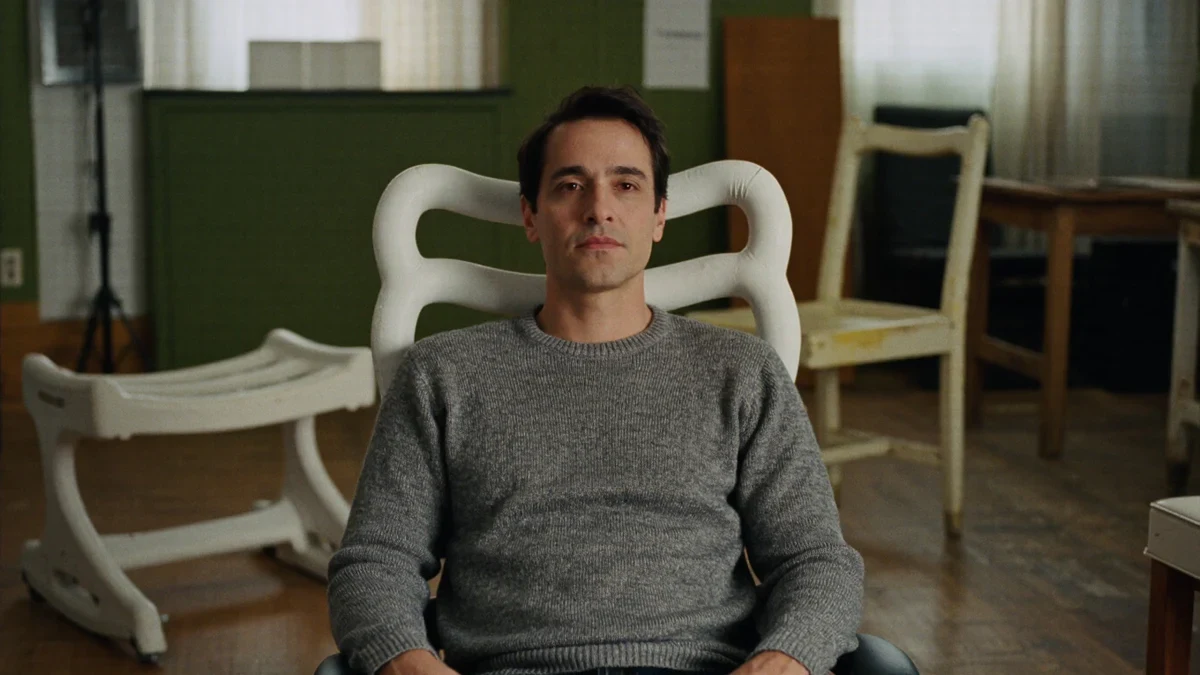 What Makes a Chair Ergonomic, According to Seating Researchers